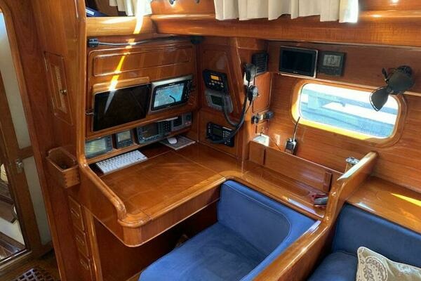 Little Harbor 53 Yacht For Sale