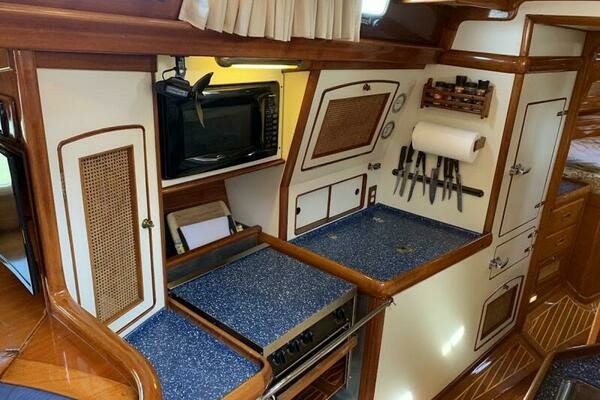 Little Harbor 53 Yacht For Sale
