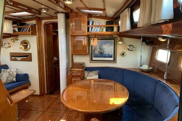 Little Harbor 53 Yacht For Sale