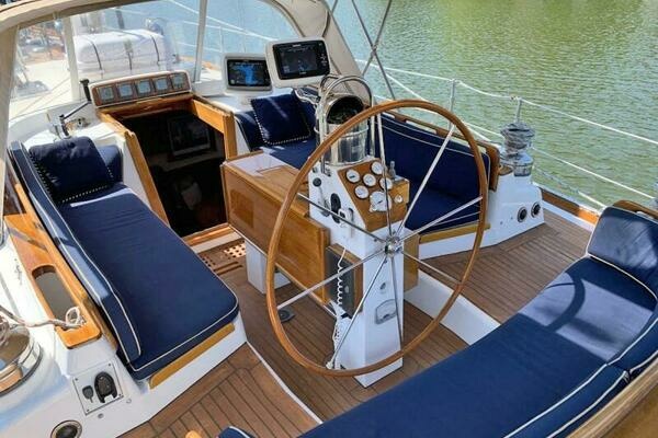 Little Harbor 53 Yacht For Sale