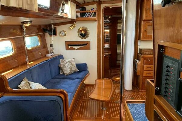 Little Harbor 53 Yacht For Sale