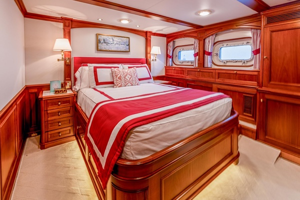 Anjilis 105ft Holland Jachtbouw Yacht For Sale