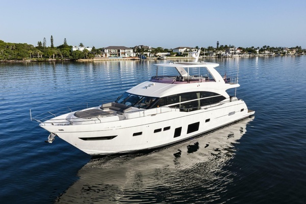 2018 Princess 75