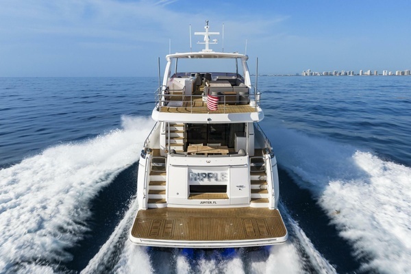 2018 Princess 75