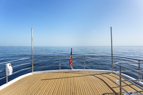 2018 Princess 75
