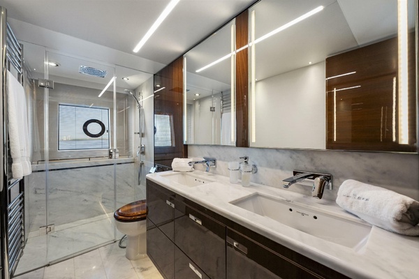 RIPPLE 75ft Princess Yacht For Sale