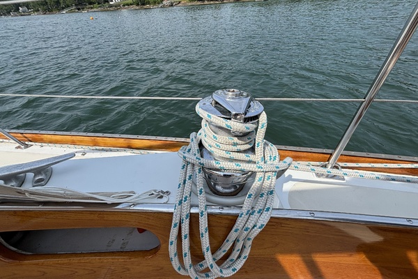 REDHEAD 40ft Hinckley Yacht For Sale
