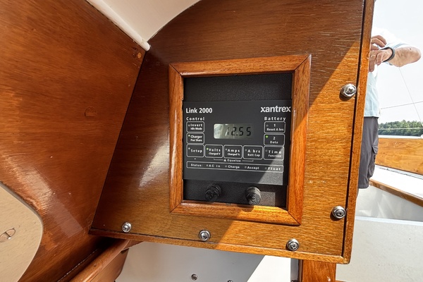 REDHEAD 40ft Hinckley Yacht For Sale