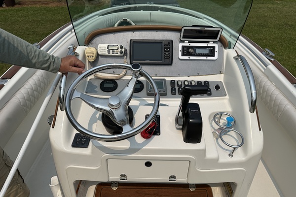 Lil  Seaba 23ft Chris Craft Yacht For Sale