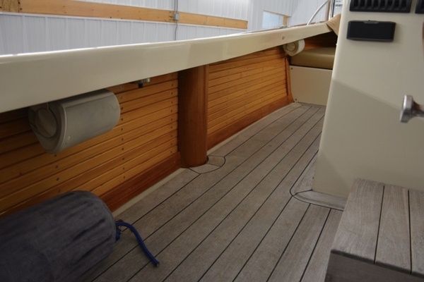 24ft Ellis Yacht For Sale