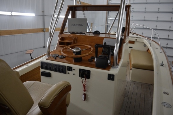 24ft Ellis Yacht For Sale