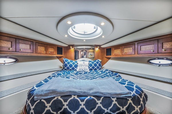 Still Time To 58ft Cruisers Yacht For Sale