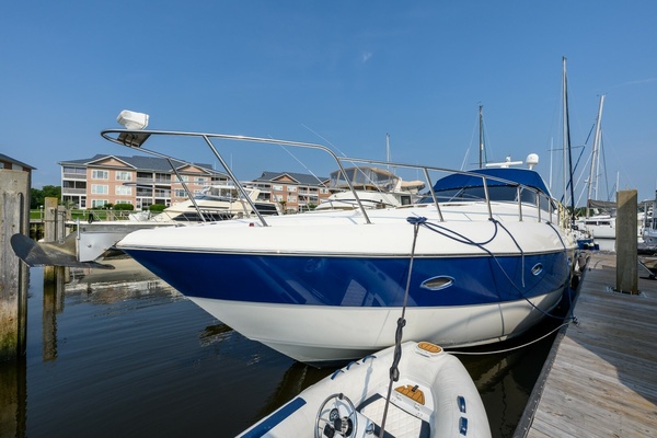 Still Time To 58ft Cruisers Yacht For Sale