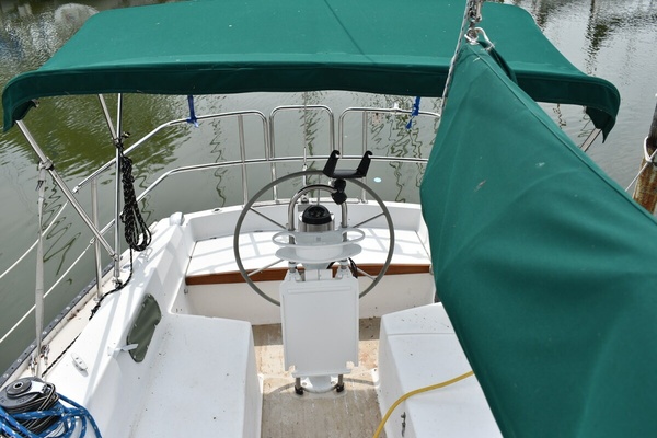 Tanager 36ft Catalina Yacht For Sale