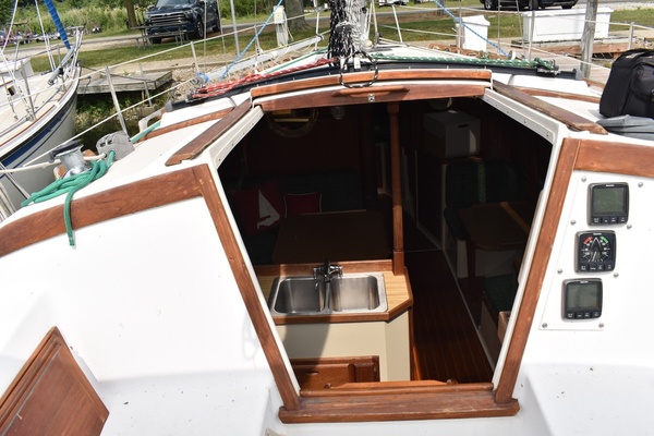 Tanager 36ft Catalina Yacht For Sale