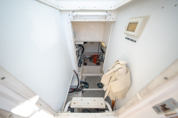 Lineage 39ft Bertram Yacht For Sale