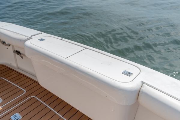 2003 Bertram 39