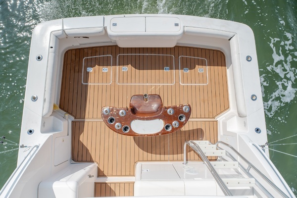 2003 Bertram 39