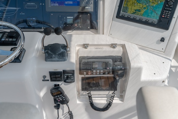 2003 Bertram 39