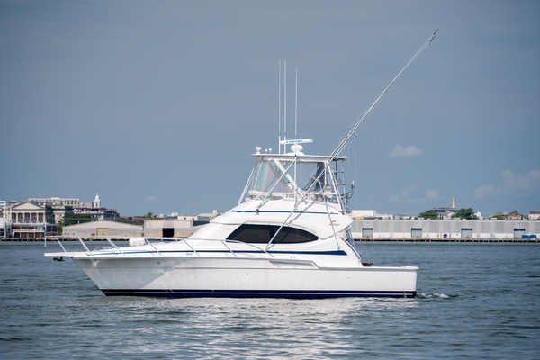 Lineage 39ft Bertram Yacht For Sale