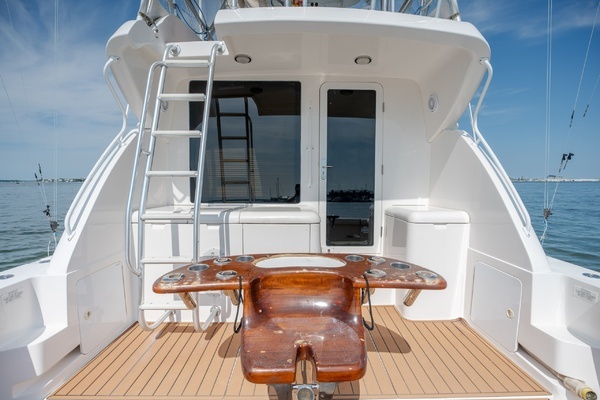 2003 Bertram 39