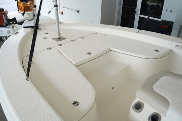 20ft Robalo Yacht For Sale