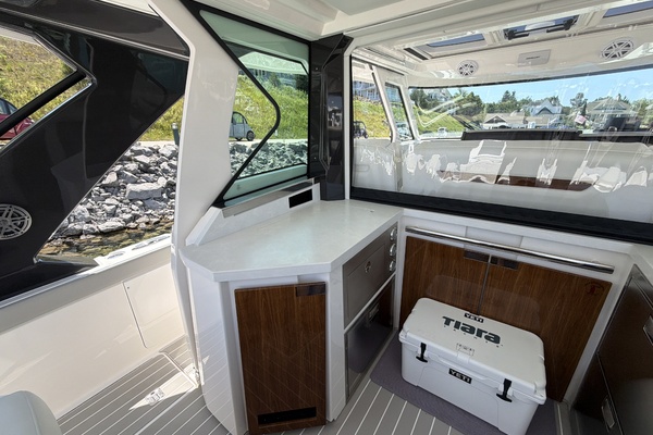 SASSY THREE 48ft Tiara Yachts Yacht For Sale