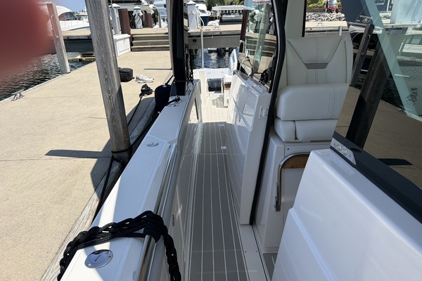 SASSY THREE 48ft Tiara Yachts Yacht For Sale
