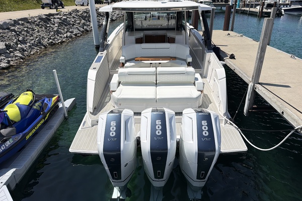 SASSY THREE 48ft Tiara Yachts Yacht For Sale