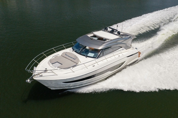 Riviera 4600 Yacht For Sale