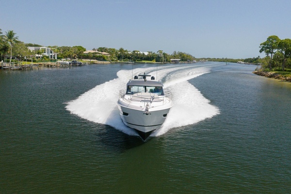 Riviera 4600 Yacht For Sale