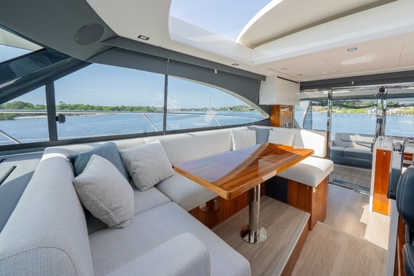 Riviera 4600 Yacht For Sale
