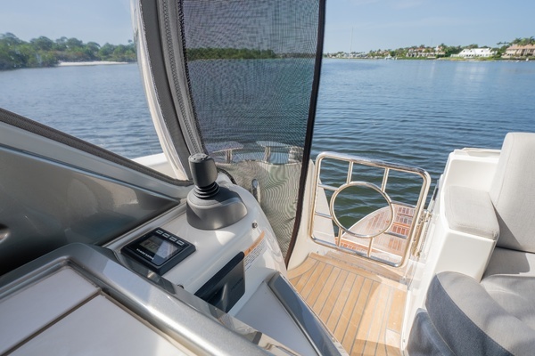 Riviera 4600 Yacht For Sale