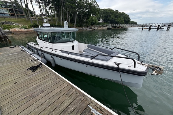 2021 Axopar 28