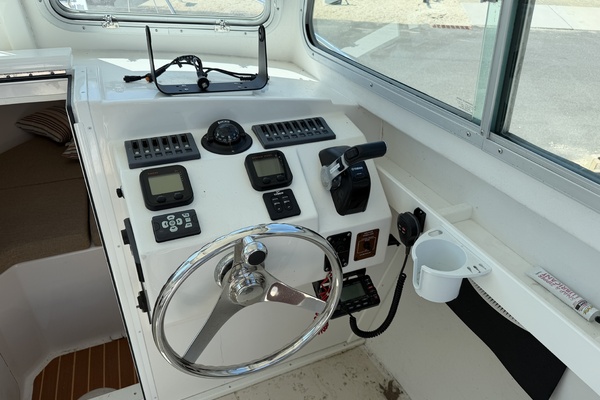 23ft Steiger Craft Yacht For Sale