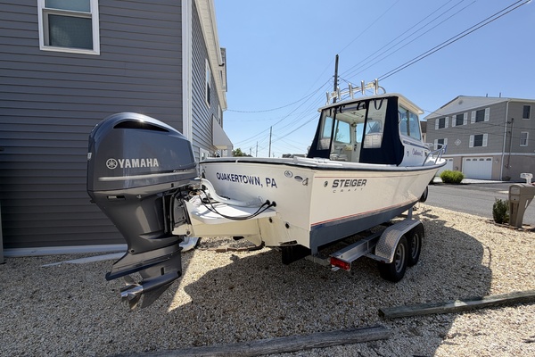 23ft Steiger Craft Yacht For Sale