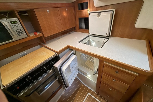 Compass Rose 35ft Catalina Yacht For Sale
