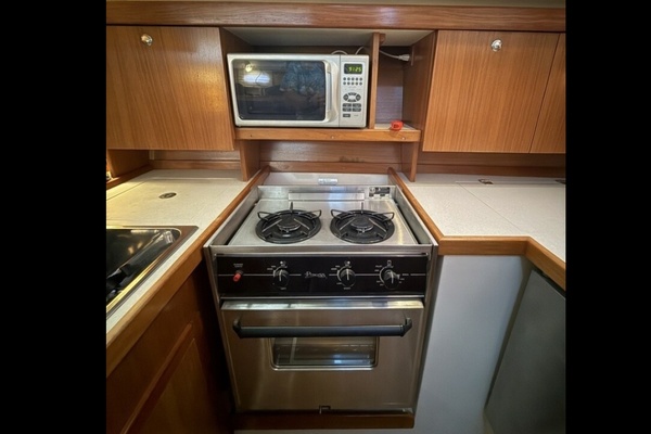 Compass Rose 35ft Catalina Yacht For Sale