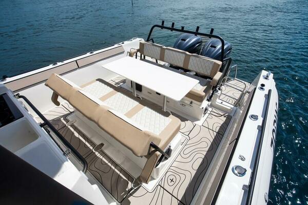 33ft Zodiac Yacht For Sale