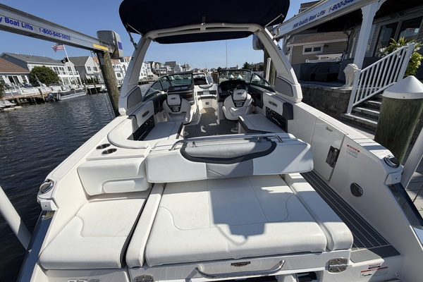 27ft Chaparral Yacht For Sale