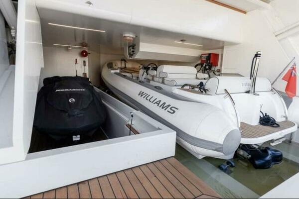 TITO EL PATRON 121ft Custom Line Yacht For Sale
