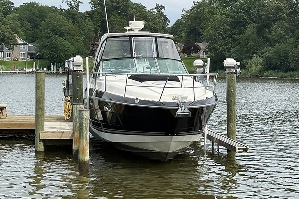 Liquid Asset II 34ft Monterey Yacht For Sale