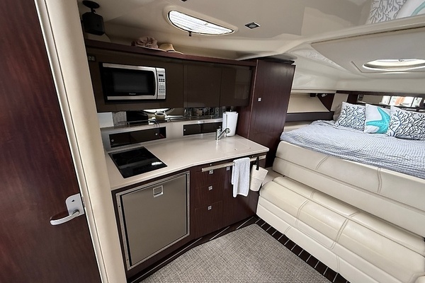 Liquid Asset II 34ft Monterey Yacht For Sale