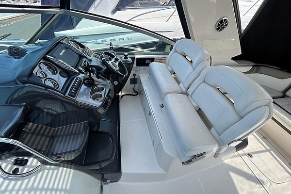 Liquid Asset II 34ft Monterey Yacht For Sale