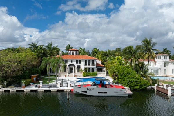 Painkiller 42ft De Antonio Yacht For Sale