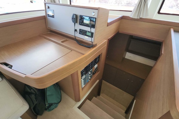 42ft Lagoon Yacht For Sale