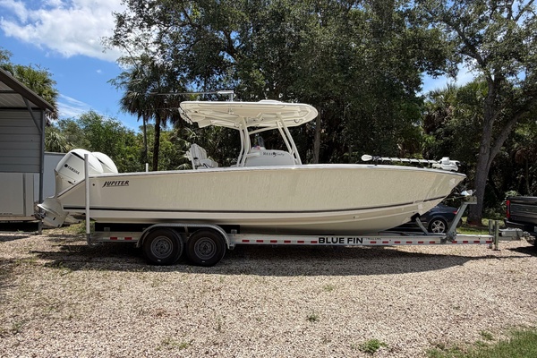 30ft Jupiter Yacht For Sale