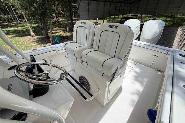 2019 Jupiter 30