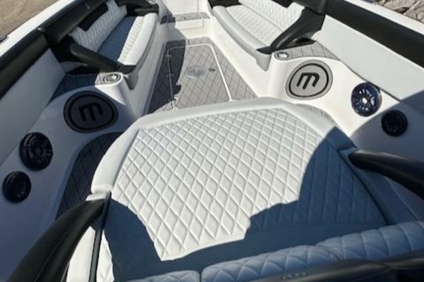 42ft Mystic Yacht For Sale