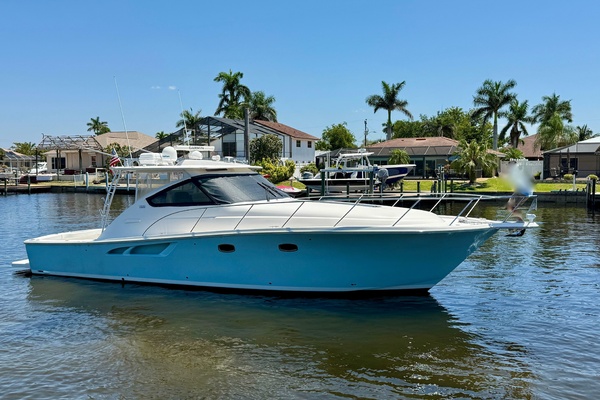 43ft Tiara Yachts Yacht For Sale